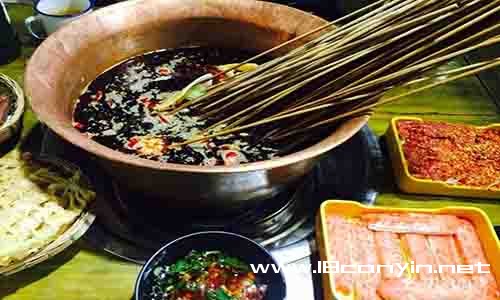 刘宝老家铜锅串串