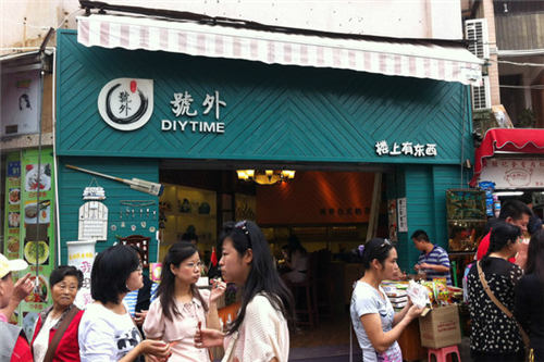 号外奶茶门店