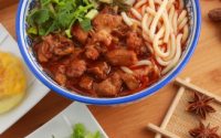 加盟刘千迅贵州牛肉粉羊肉粉，打造专属品牌
